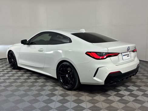 Used 2022 BMW M440i Coupe w/ Premium Package RWD image 3