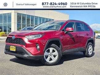 Used 2021 Toyota RAV4 XLE w/ Convenience Package video 1