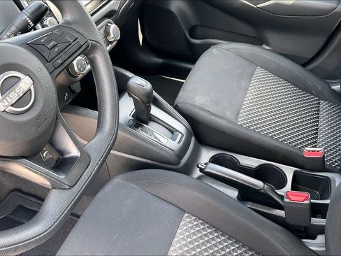 Used 2023 Nissan Versa S FWD image 15
