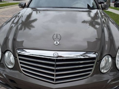 Used 2008 Mercedes-Benz E 350 4MATIC Sedan image 14