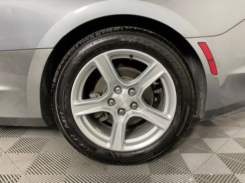 Used 2020 Chevrolet Camaro LT image 10