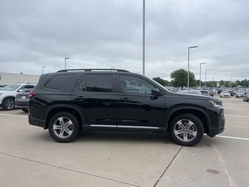 Certified 2026 Honda Pilot EX-L image 4