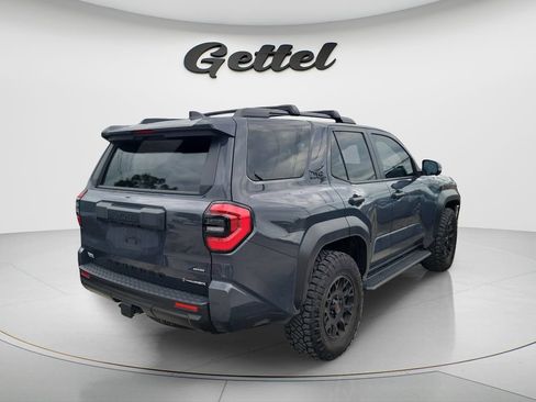Used 2025 Toyota 4Runner TRD Off-Road Premium AWD/4WD image 3