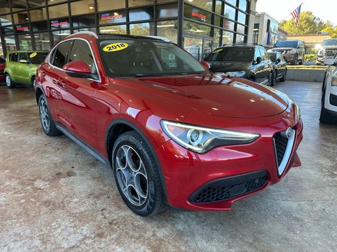 Used 2018 Alfa Romeo Stelvio Ti image 1