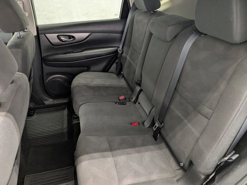 Used 2016 Nissan Rogue S w/ Appearance Package image 28