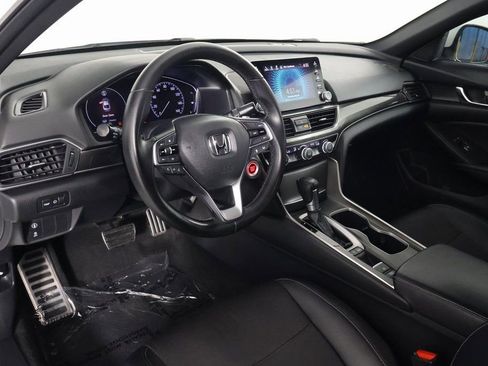 Used 2018 Honda Accord Sport image 7