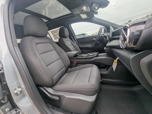 New 2026 Chevrolet Equinox LT image 13