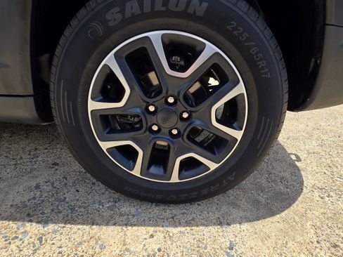 Used 2019 Jeep Compass Trailhawk AWD/4WD image 20