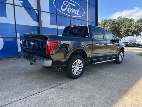 Used 2024 Ford F150 Lariat w/ FX4 Off-Road Package image 9