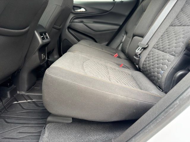 Used 2020 Chevrolet Equinox LT w/ Driver Convenience Package AWD/4WD image 7