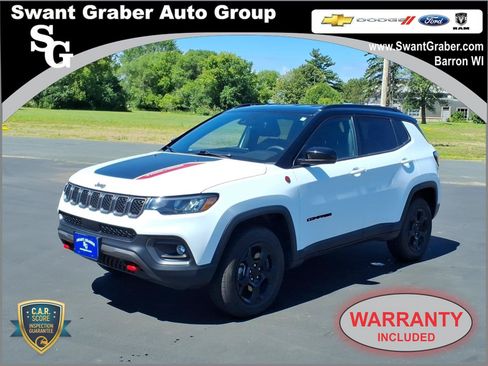 Used 2023 Jeep Compass Trailhawk w/ Trailhawk Convenience Group AWD/4WD image 1