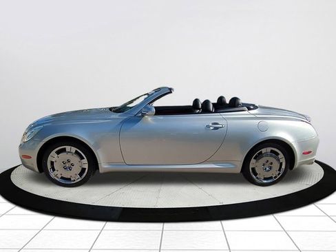 Used 2002 Lexus SC 430 Convertible image 6