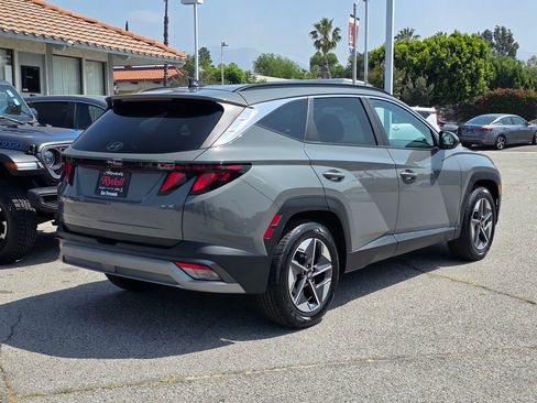 Used 2025 Hyundai Tucson SEL FWD image 5