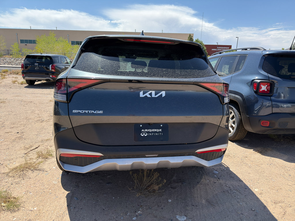 Used 2023 Kia Sportage EX FWD image 5