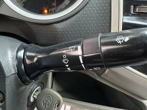 Used 2011 Toyota Tacoma PreRunner w/ TRD Sport Pkg RWD image 24