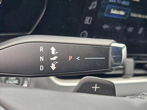 Used 2026 Chevrolet Equinox LT FWD image 12
