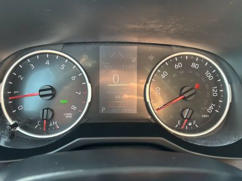 Used 2021 Toyota RAV4 XLE FWD image 20