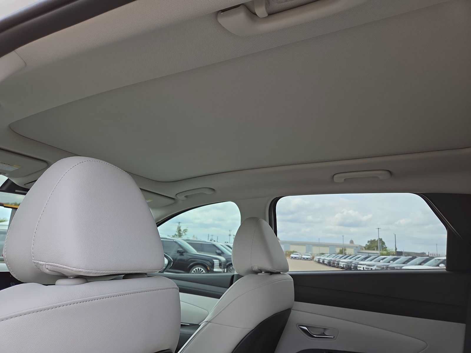 New 2026 Hyundai Tucson Limited AWD/4WD image 25