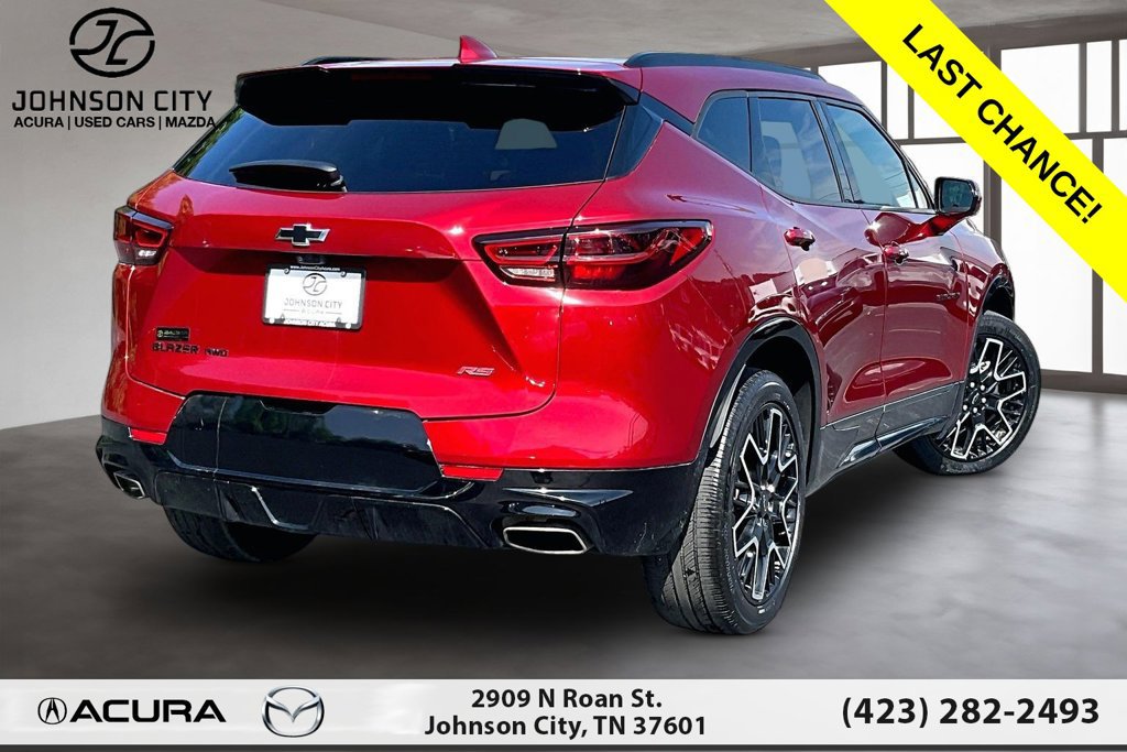 Used 2023 Chevrolet Blazer RS w/ Driver Confidence II Package AWD/4WD image 2
