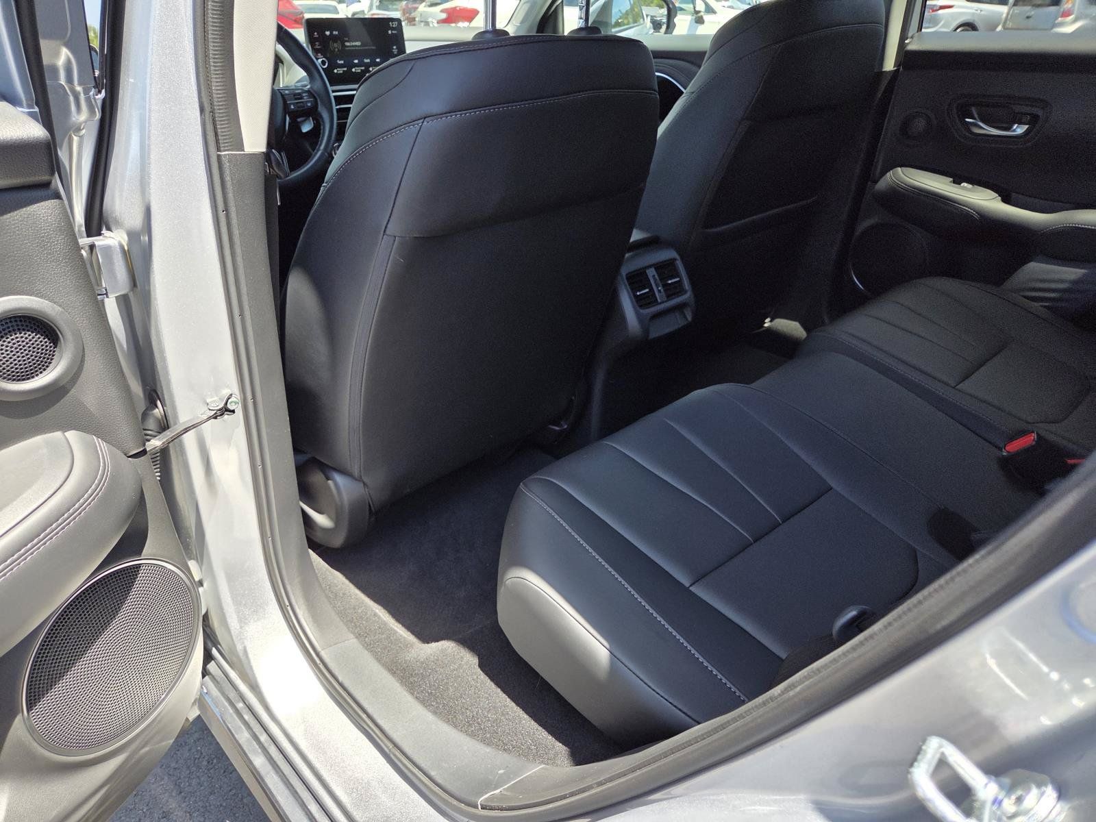 Used 2025 Acura ADX AWD image 14