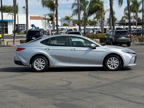 Used 2025 Toyota Camry LE FWD image 4