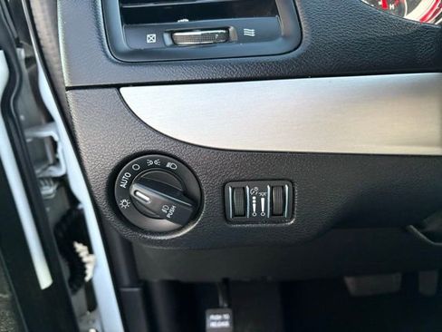 Used 2019 Dodge Grand Caravan GT image 22