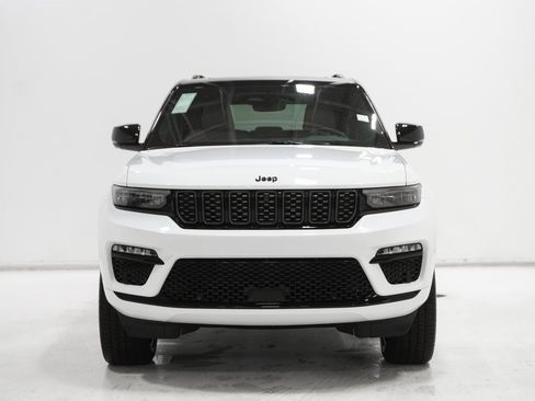 Certified 2024 Jeep Grand Cherokee Summit w/ High Altitude Package image 3