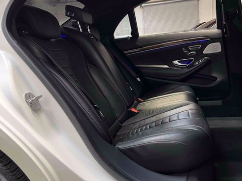 Used 2014 Mercedes-Benz S 550 Sedan image 39