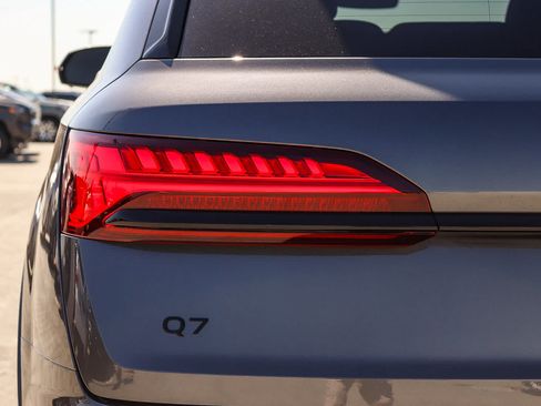 New 2026 Audi Q7 2.0T Premium Plus AWD/4WD image 12