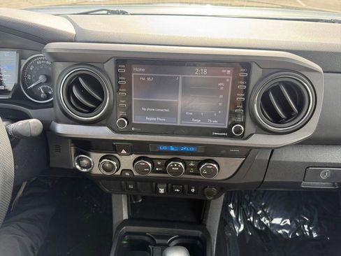 Used 2023 Toyota Tacoma TRD Off-Road AWD/4WD image 21