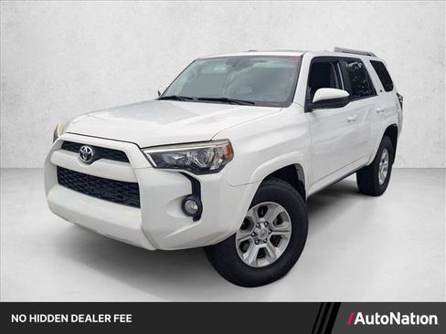 Used 2018 Toyota 4Runner SR5 RWD image 1