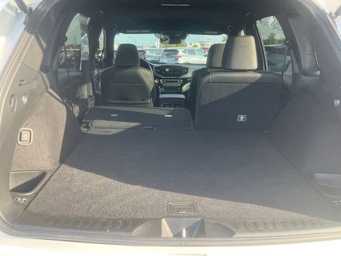 Used 2024 Honda Passport Black Edition image 32