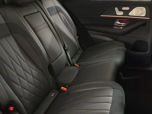 New 2026 Mercedes-Benz GLE 63 AMG S image 36