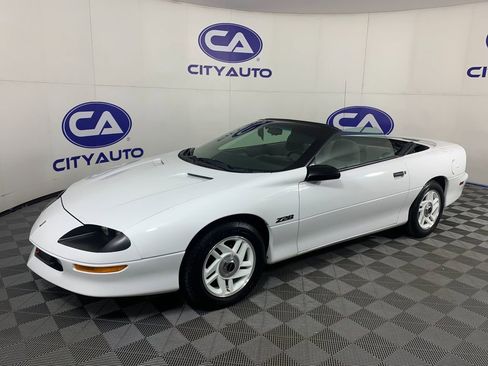 Used 1994 Chevrolet Camaro Z28 image 7