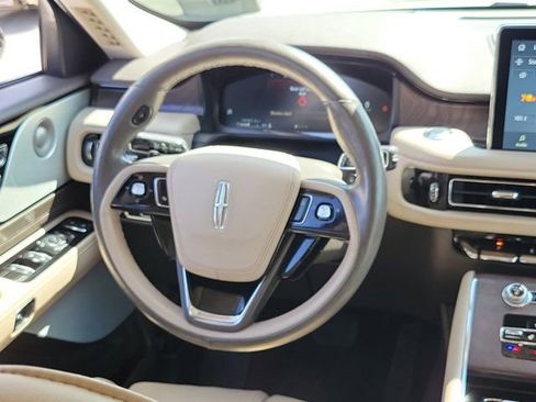 Certified 2023 Lincoln Aviator Reserve w/ Equipment Group 201A image 19