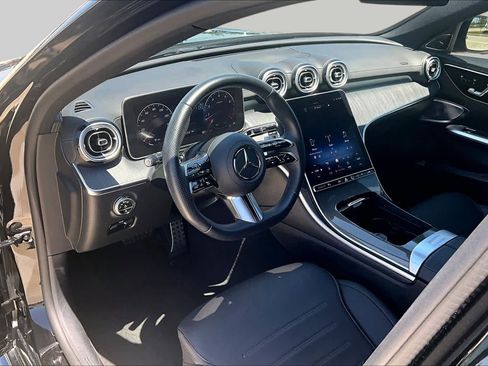 Used 2023 Mercedes-Benz C 300 Sedan image 16