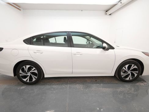 Used 2024 Subaru Legacy Premium image 10