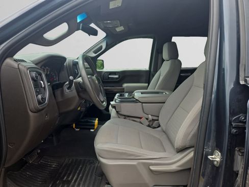 Used 2020 Chevrolet Silverado 1500 LT RWD image 9
