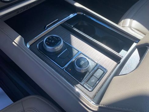 Certified 2024 Ford Expedition Max Limited image 21