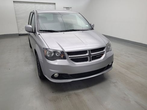 Used 2018 Dodge Grand Caravan GT FWD image 14
