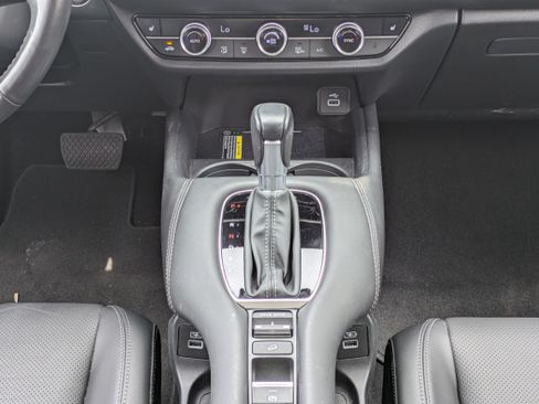 Used 2023 Honda HR-V EX-L image 16