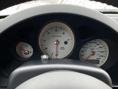 Used 2003 Dodge Viper SRT-10 image 7