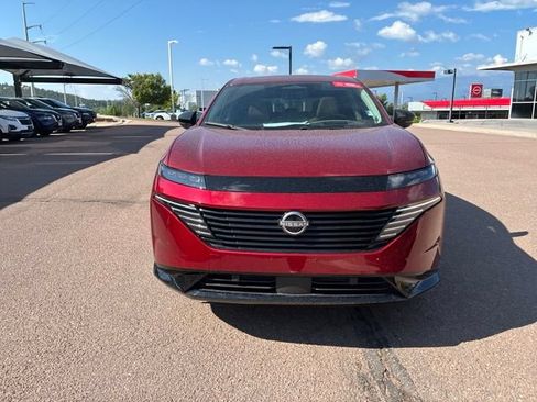 Certified 2025 Nissan Murano Platinum w/ Cargo Package AWD/4WD image 2