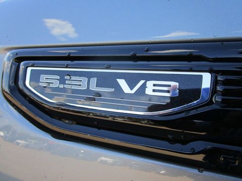 New 2026 GMC Sierra 1500 Elevation image 11