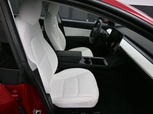 Used 2021 Tesla Model 3 Standard Range Plus image 26