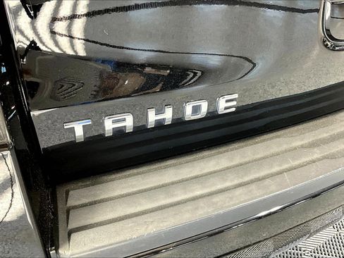 Used 2018 Chevrolet Tahoe LT w/ Luxury Package image 23