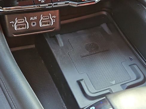 Used 2022 Dodge Durango R/T image 25