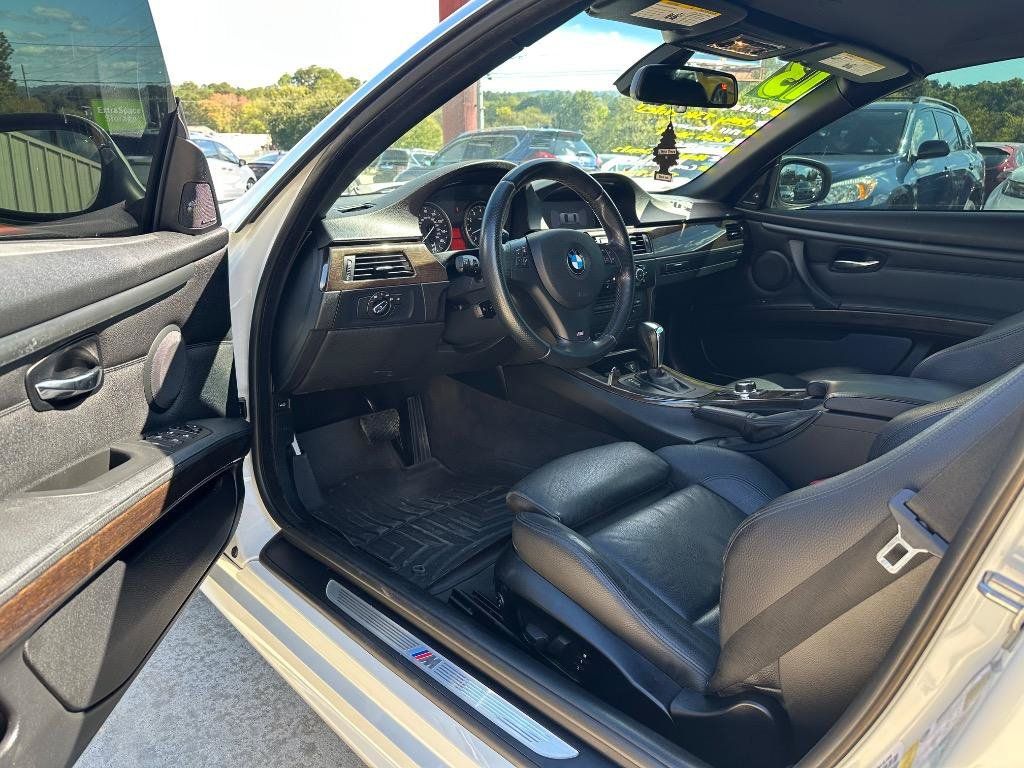 Used 2013 BMW 335i Convertible RWD image 5