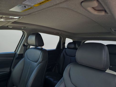 Used 2019 Hyundai Santa Fe FWD image 27