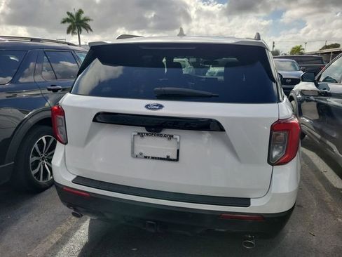 Used 2023 Ford Explorer ST-Line w/ Class IV Trailer Tow Package image 5